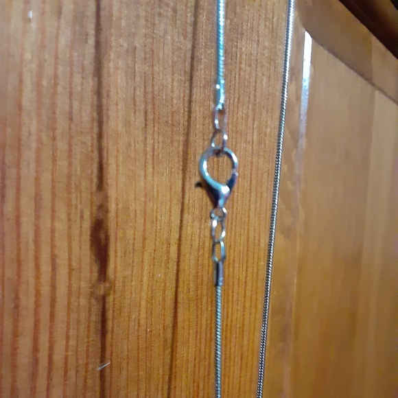 925 Sterling Silver & Pink Agate Necklace - Picture 3 of 3